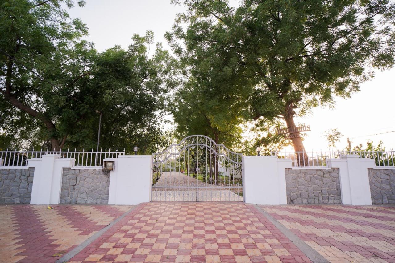 Woodlands Cottage - Luxury Stay Джодпур Екстериор снимка